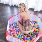 Sky Pierce in 'Bubble Pit Pussy Pleasure'