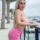 Skylar Vox in 'Blowie Done Right'