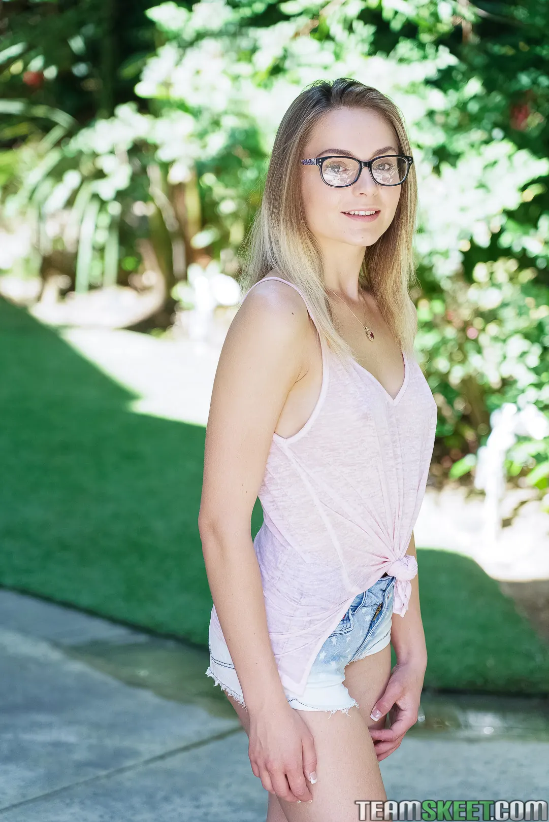 Aften Opal - Fucking For A Fortnight | Picture (1)