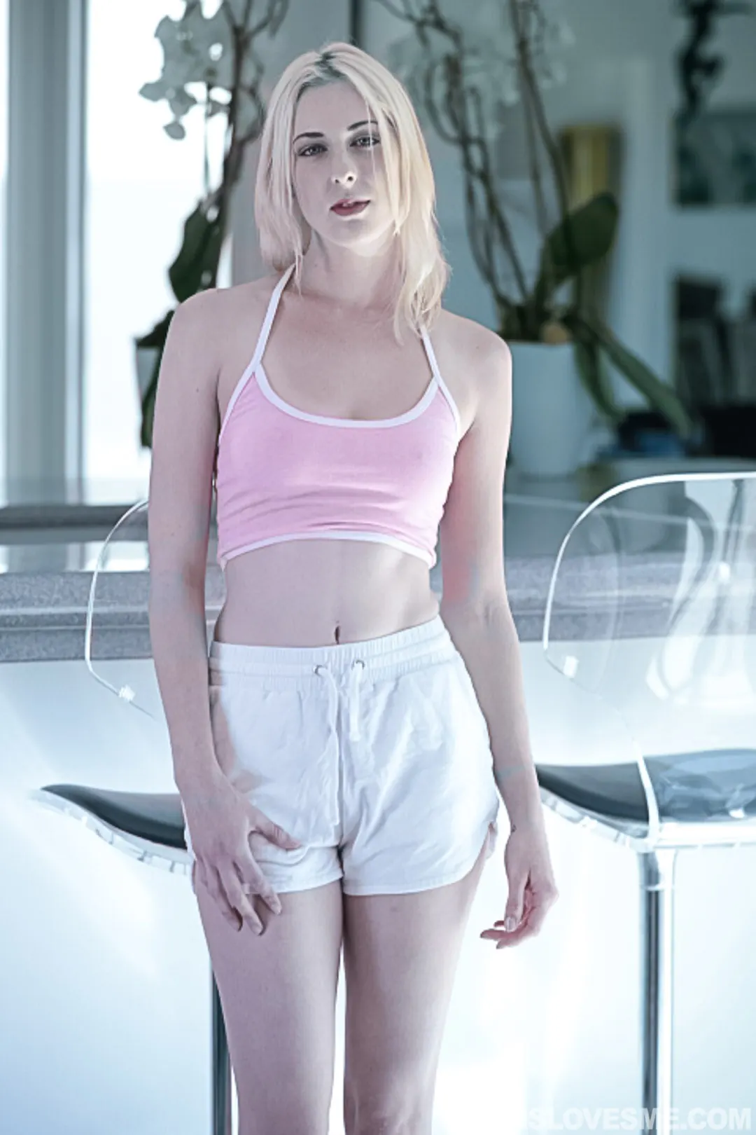 Alice - Educando a mi hermanastra con el sexo | Picture (1)