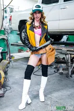 Anya Olsen - One Dirty Mechanic | Picture (1)