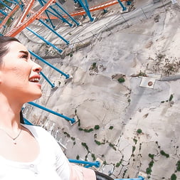 Flashing At The Theme Park