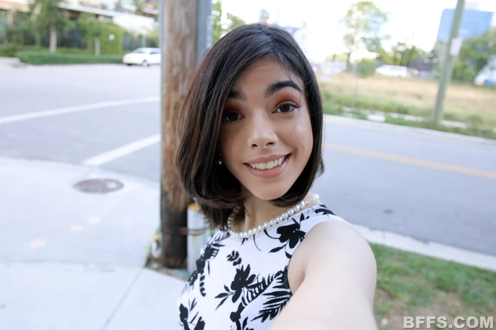 Athena Rayne - Palacio del coño | Picture (1)