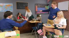 Chloe Amour - Recopilación: las chicas terminan el trabajo | Picture (40)