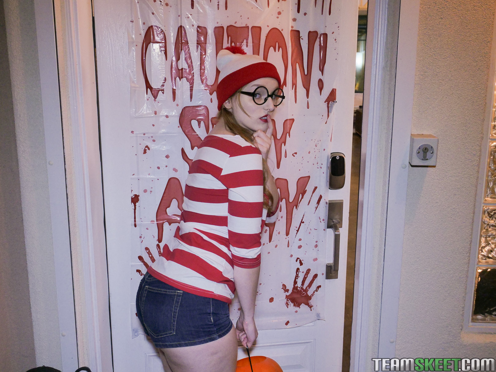 Trick Or Treat Pussy Teasing