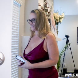 Magestically Curvy Goddesses