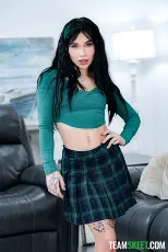 Delilah Dagger - Hoyo solo | Picture (1)