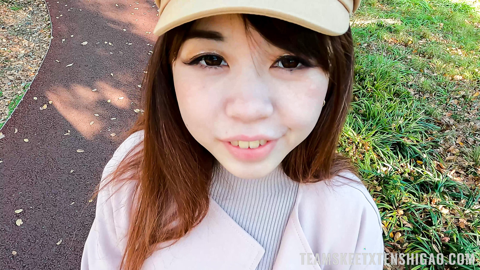 Two Cocks for Emi