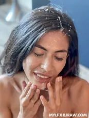 Heather Vahn - A Refreshing Facial | Picture (74)