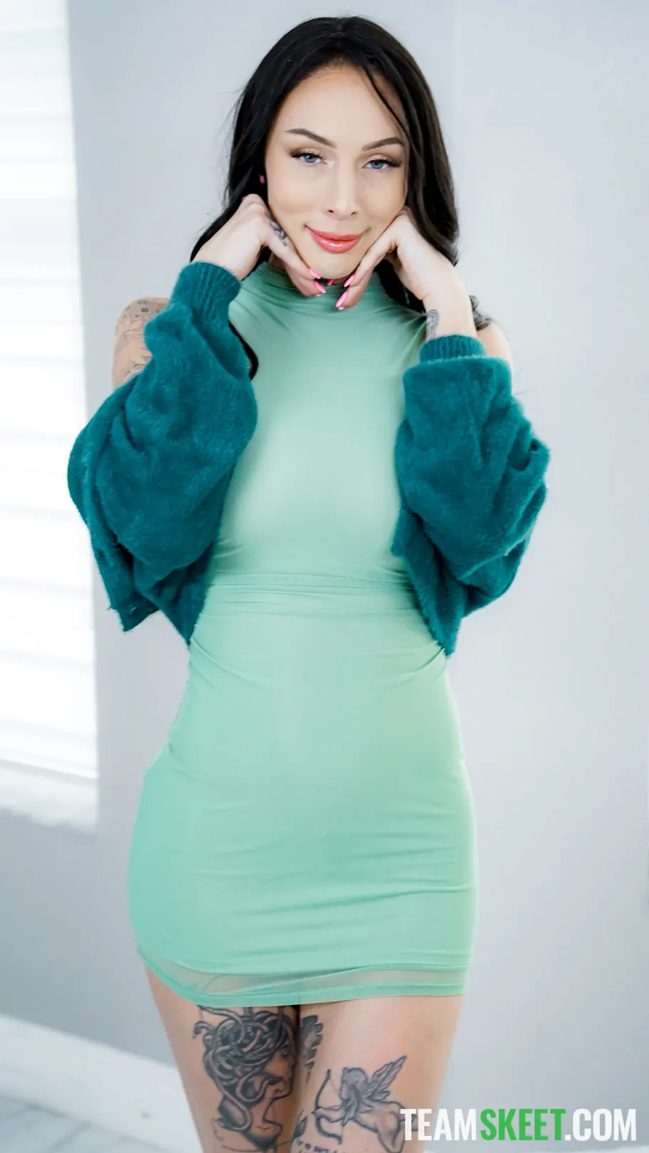 Indica Marie - “I'm Always Watching…” My Creepy Boss Goes Overboard | Picture (8)