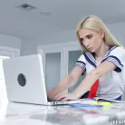 Jane Wilde in 'Worlds Smallest Nude Model'