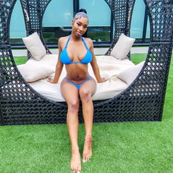Bikini Show