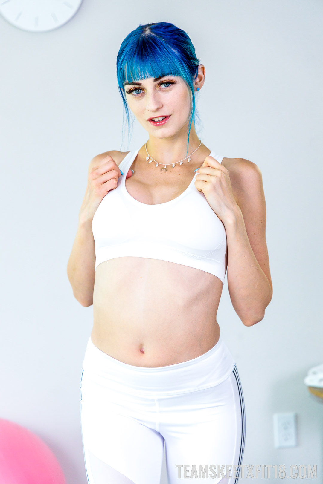 Blue Hair, Deep Pussy