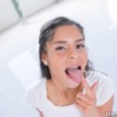 Katya Rodriguez - Sucking For The Selfie | Picture (160)