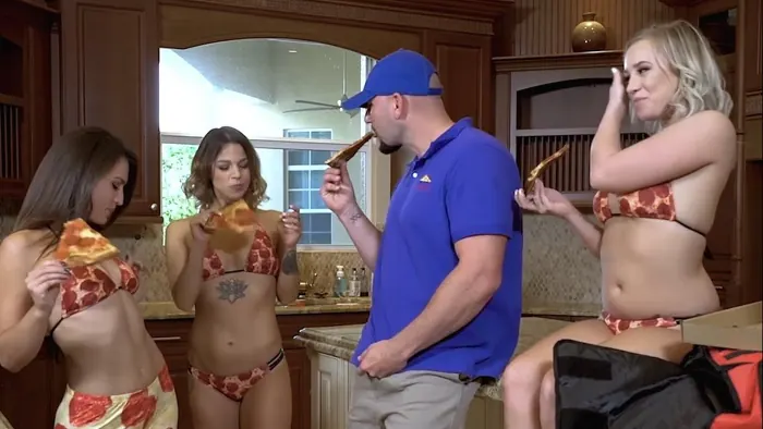 Kelsi Monroe in Pizza Party