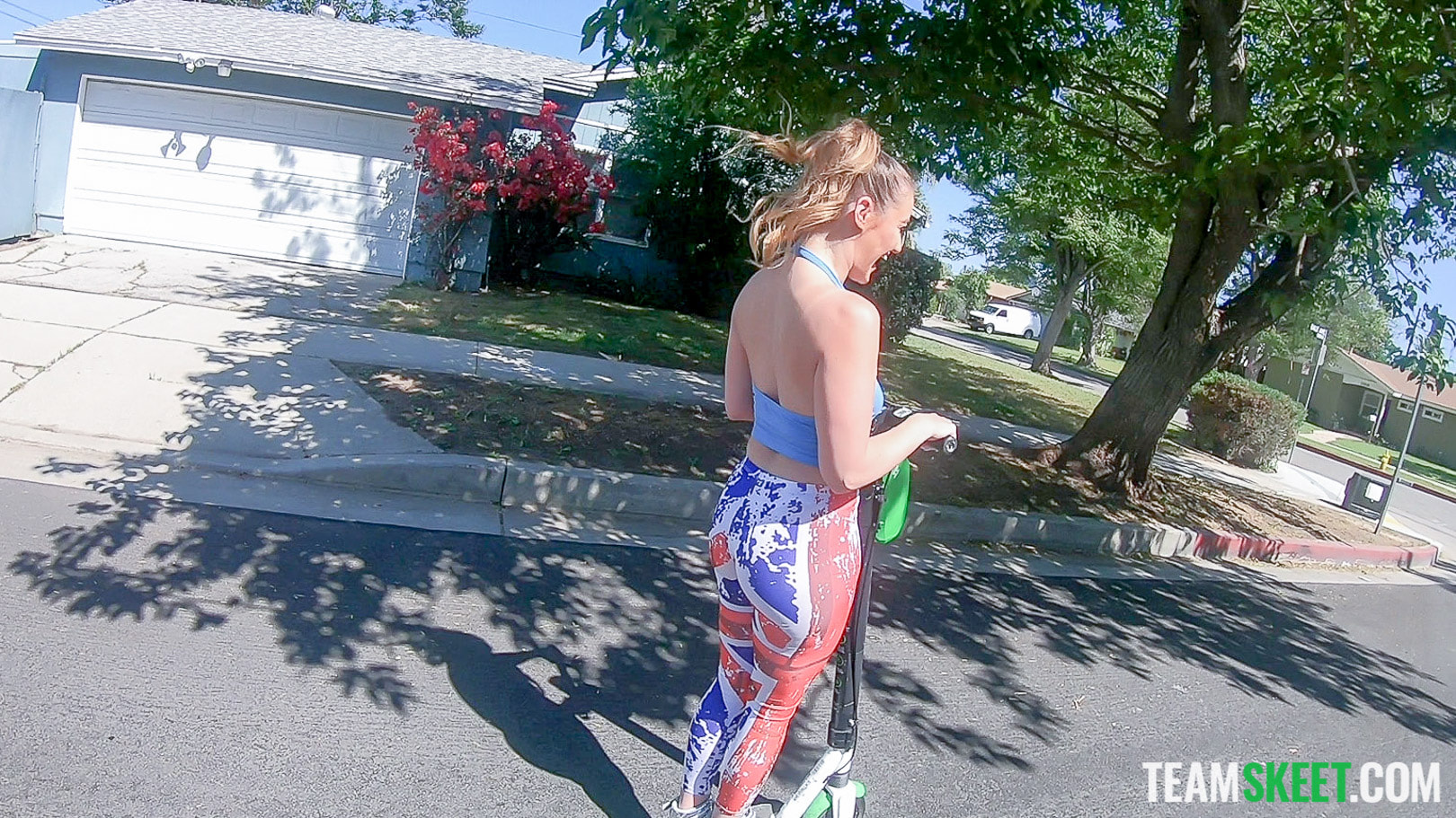 Scoot That Booty Over Here