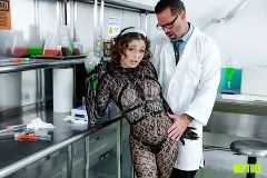 Leana Lovings - Concepto: pervz club (experimento voyeur secreto) | Picture (36)