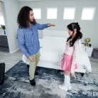 Lulu Chu in 'Lulu the Tiny Manga Muse'