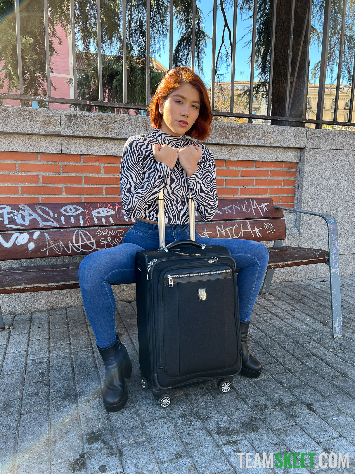 Concepto: Passport Bros