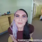 Marina Lee in 'So Many!'