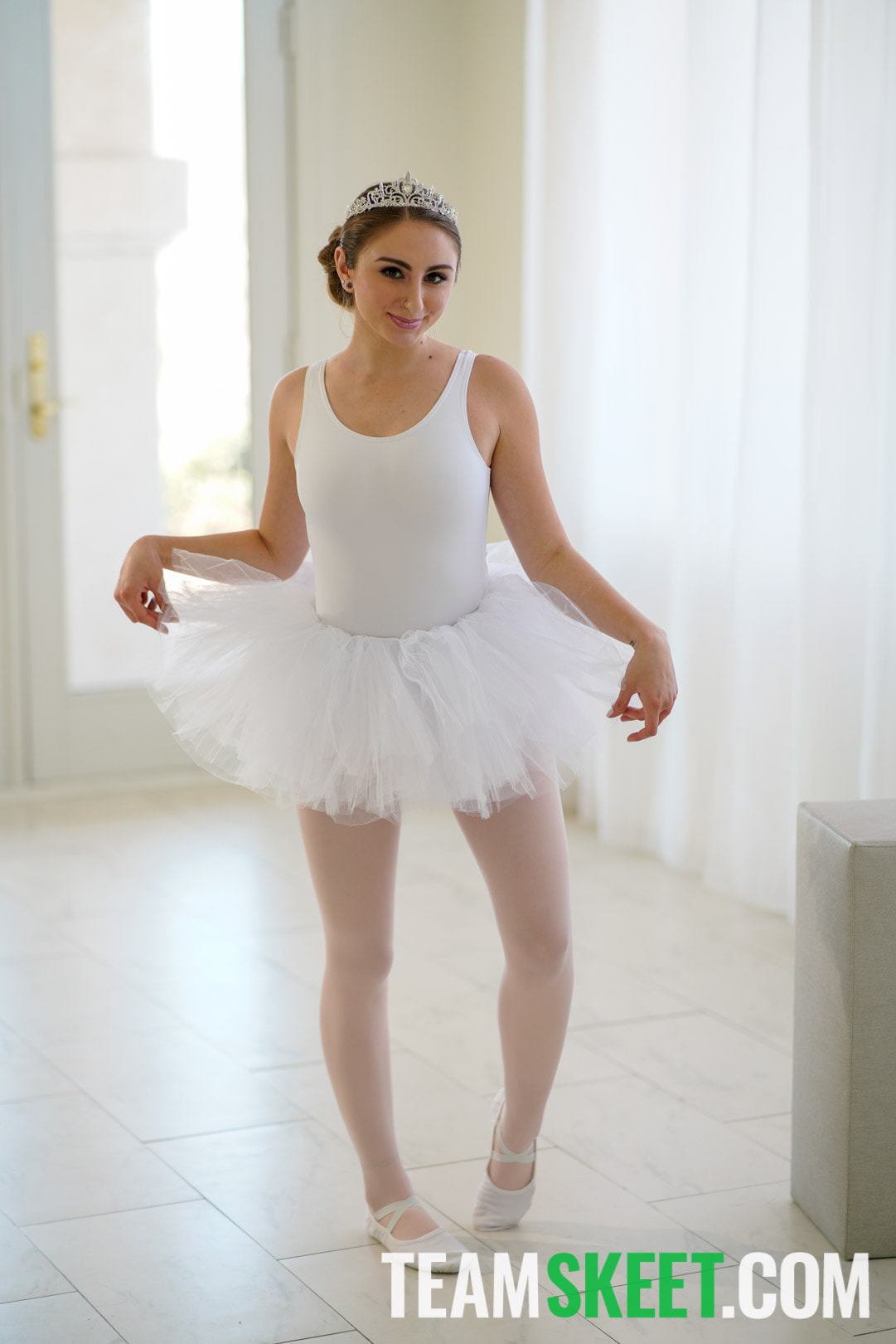 Stretchy Lil Dancer