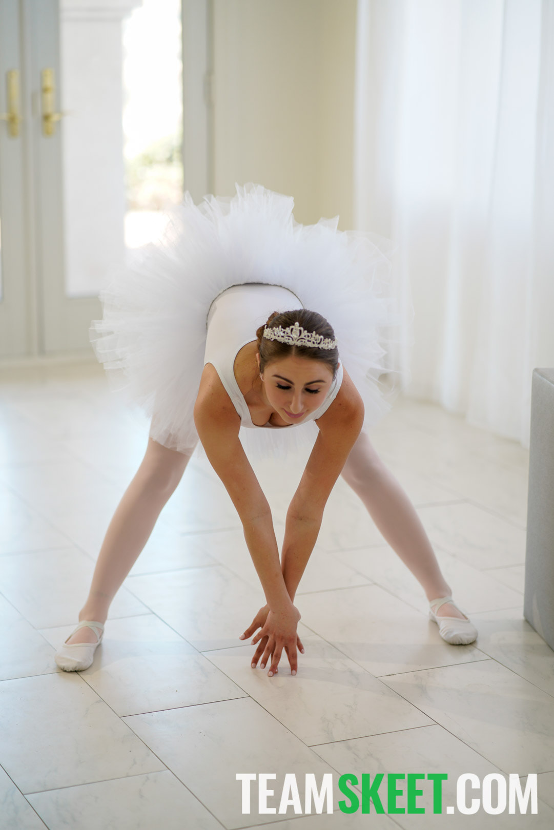 Stretchy Lil Dancer