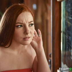 A Seductive Stepdaughter Staycation