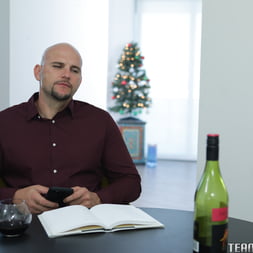 Tiny Cum Soaked Christmas