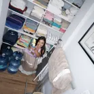 Summer Col in 'Catch Me If You Can'